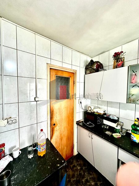 Gorjului, 2 min metrou apartament 3 camere